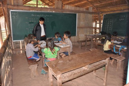 Thầy giáo Hương [ truyện ngắn ]
